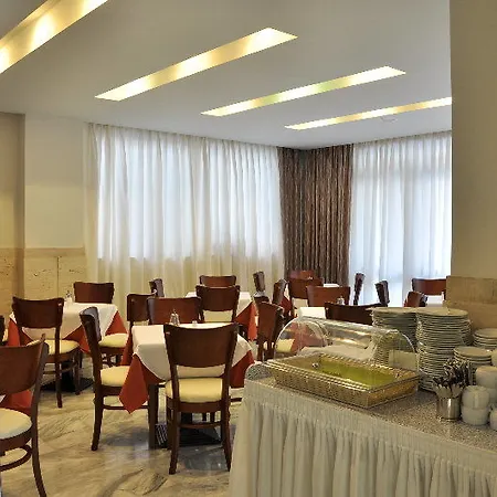Hotell Dimitris Paritsa