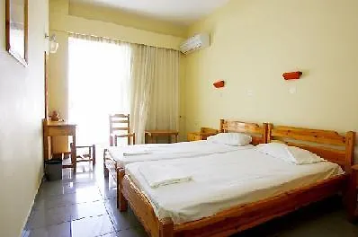 Dimitris Paritsa Hotell