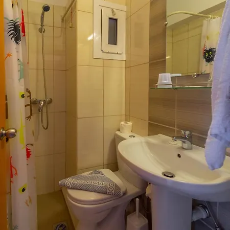 Dimitris Paritsa Hotel 2*