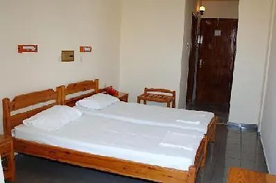 Hotel Dimitris Paritsa 2*