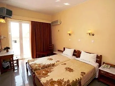 Dimitris Paritsa Otel