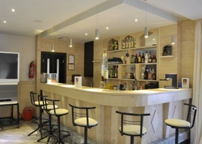 Dimitris Paritsa Hotel 2*